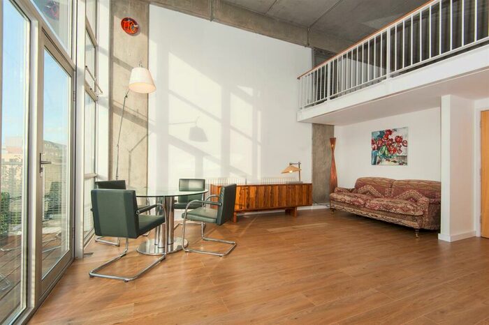 2 Bedroom Apartment To Rent In Kingsland Road, De Beauvoir, London, E8