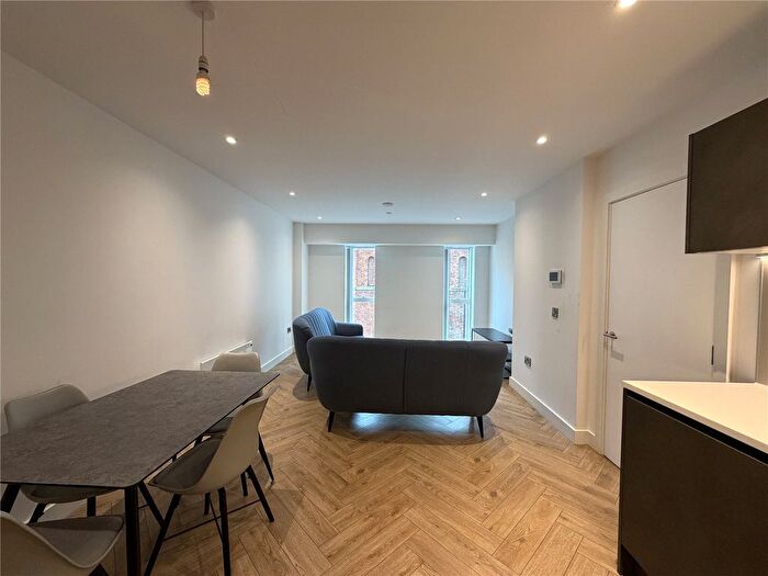 2 Bedroom Flat For Sale In Victoria Residence, Crown Street, Silvercroft Street, Manchester, M15