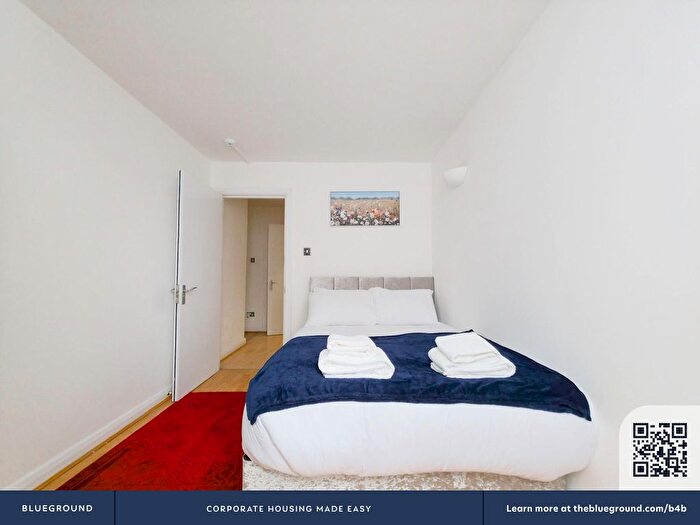 3 Bedroom Flat To Rent In Shadwell, E1