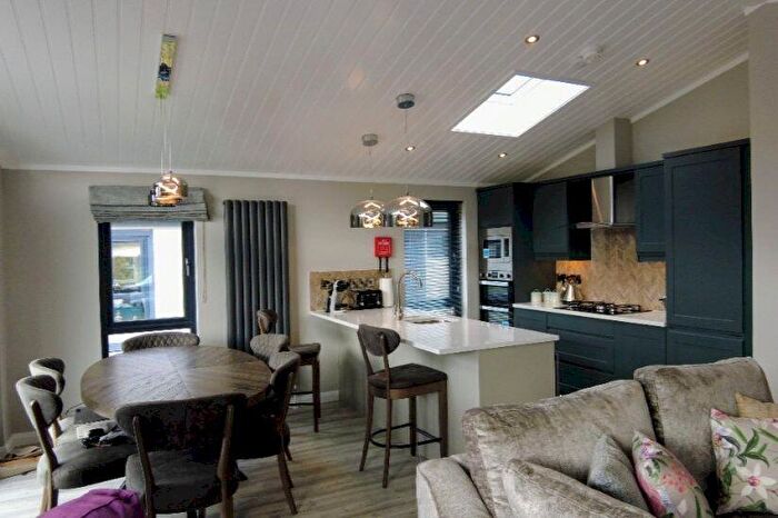 3 Bedroom Lodge For Sale In Faringdon Grange Holiday Lodge Park, Great Coxwell Road, Faringdon, Oxfordshire, SN7