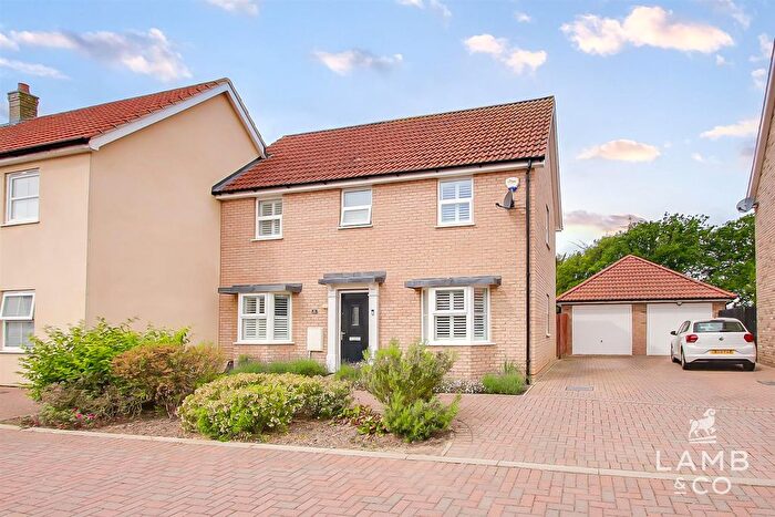 3 Bedroom Semi-Detached House For Sale In Digby Way, Thorpe-Le-Soken, CO16
