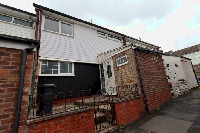 3 Bedroom Terraced House To Rent In Lincoln Place, Macclesfield, SK10
