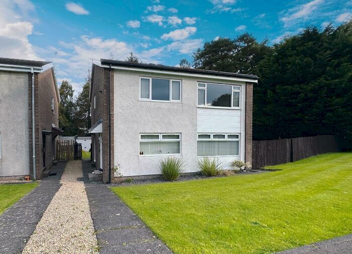 2 Bedroom Flat To Rent In Pitcairn Grove, Hairmyres, East Kilbride, G75