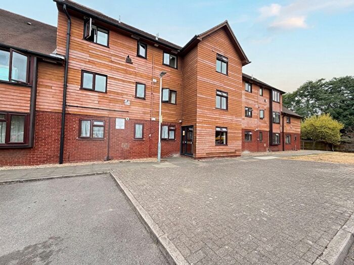 1 Bedroom Flat To Rent In Philpots Close, Yiewsley, UB7