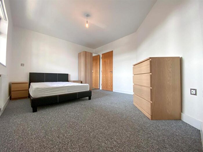 2 Bedroom Apartment To Rent In Southpoint, Lane End Road, Burnage, M19