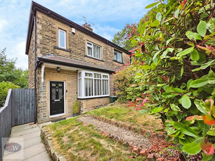 2 Bedroom Semi-detached House For Sale In Rockcliffe Avenue, Baildon, BD17