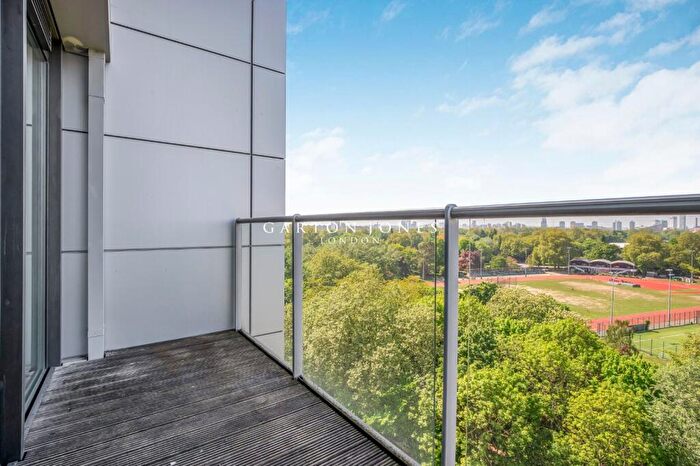 2 Bedroom Apartment For Sale In Eustace Building, Queenstown Road, London, SW11