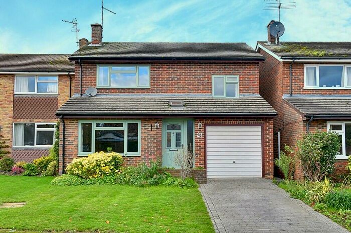 4 Bedroom Detached House To Rent In Lodge Close, Hertford, SG14