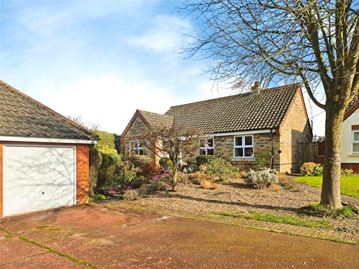3 Bedroom Bungalow For Sale In Albansfield, Wymondham, Norfolk, NR18