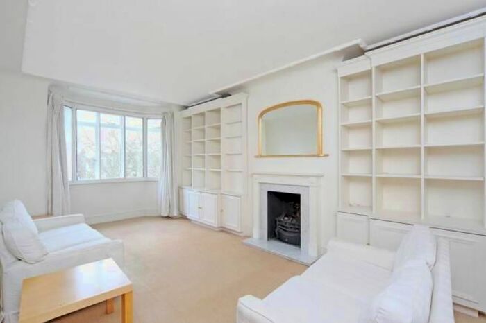 1 Bedroom Flat To Rent In Norland Square, Holland Park, London, W11