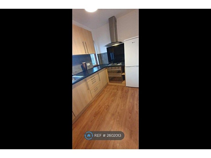 2 Bedroom Flat To Rent In Main Street, Largs, KA30