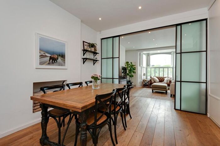 3 Bedroom Apartment To Rent In King Henrys Road, Primrose Hill, NW3