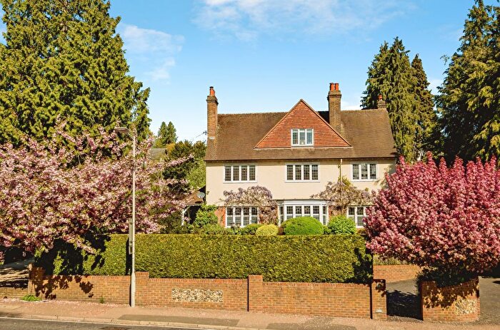 7 Bedroom Detached House For Sale In Kings Road, Berkhamsted, HP4