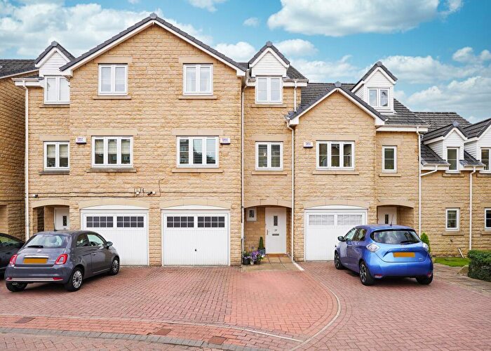 3 Bedroom Town House For Sale In Blenheim Mews, Sheffield, S11