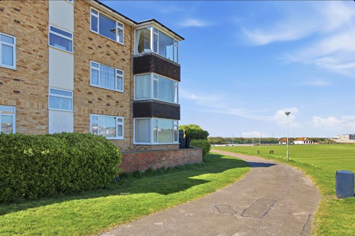 2 Bedroom Apartment For Sale In Richmond Road, Seaford, BN25