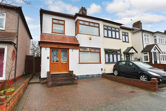 3 Bedroom Semi Detached House For Sale In Hillcrest Road, Hornchurch, Essex, RM11