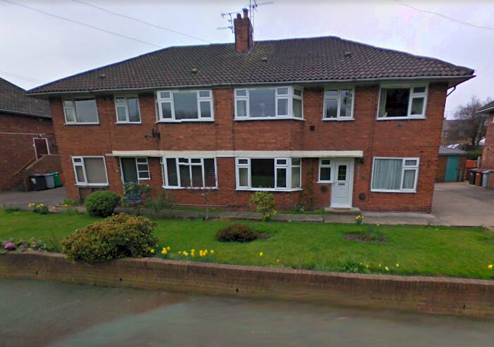 2 Bedroom Flat To Rent In Riverside, Nantwich, Cheshire, CW5