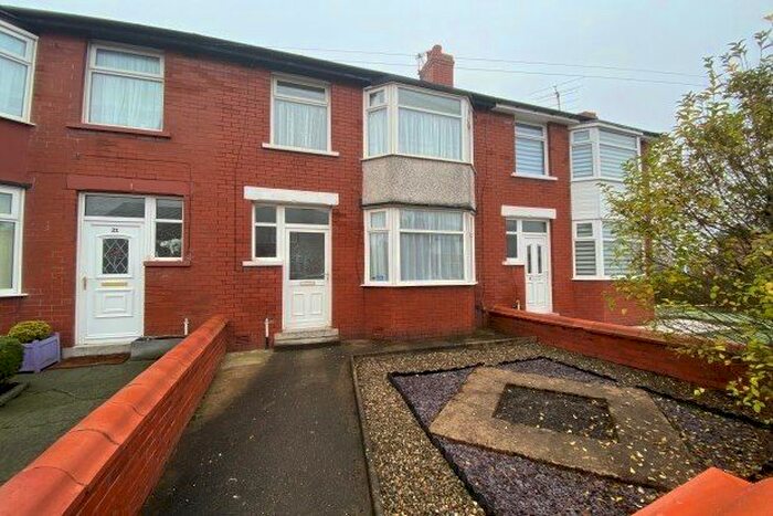 3 Bedroom Terraced House To Rent In Lancaster Road, Blackpool, FY3