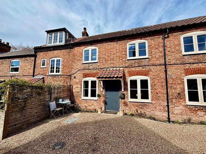 2 Bedroom Cottage To Rent In Park Terrace, Southwell, NG25