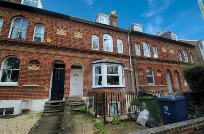 6 Bedroom Semi-Detached House To Rent In Iffley Road, Cowley **Student Property **, OX4