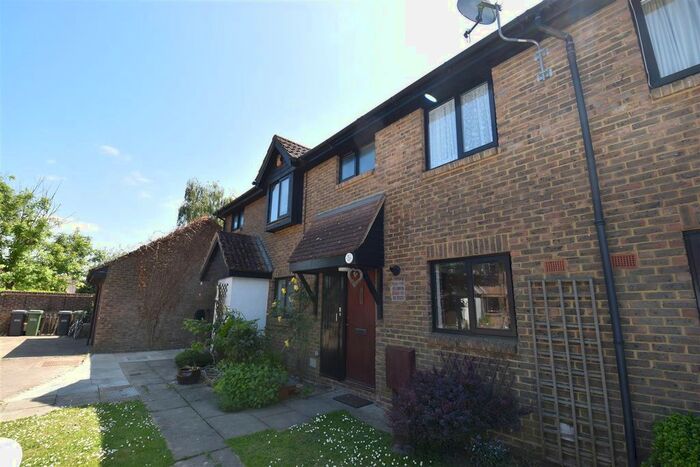 3 Bedroom Property To Rent In Saxley, Horley, RH6