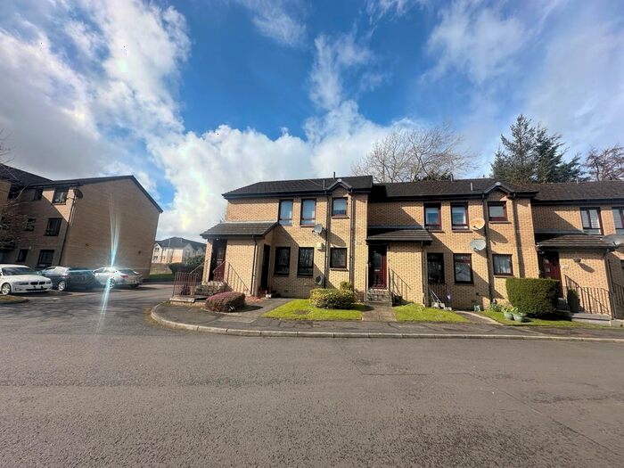 2 Bedroom Flat To Rent In Martin Court, Hamilton, ML3