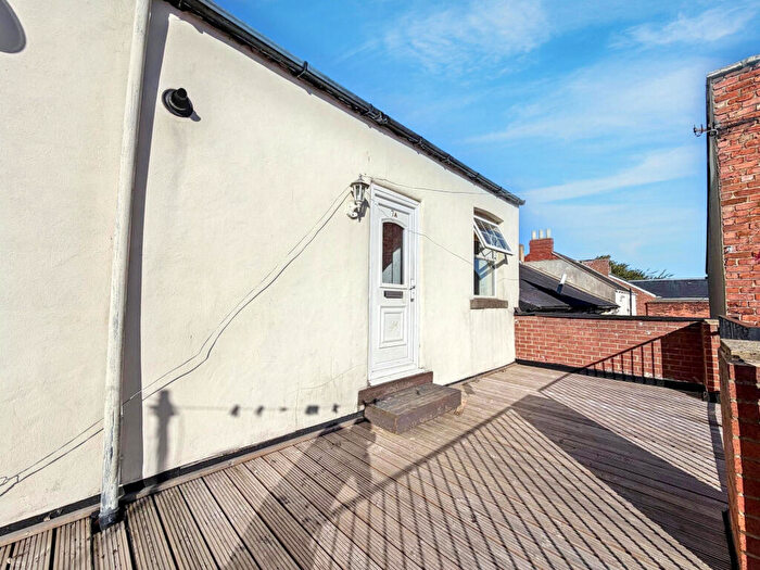 1 Bedroom Apartment To Rent In Front Street, Colliery Row, Houghton Le Spring, Tyne And Wear, DH4