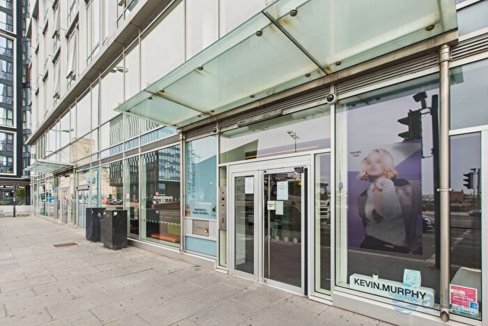 2 Bedroom Flat To Rent In Strand Street, City Centre, L1