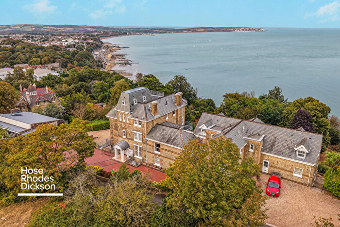 2 Bedroom Apartment For Sale In Luccombe Road, Shanklin, PO37