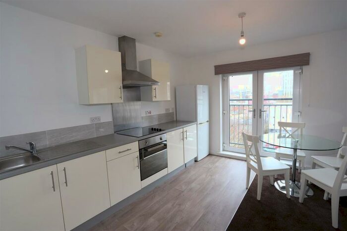 3 Bedroom Apartment To Rent In Delta Point, Greengate West, M3