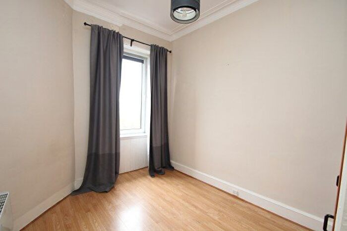 1 Bedroom Flat To Rent In Station Road, Dumbarton, G82