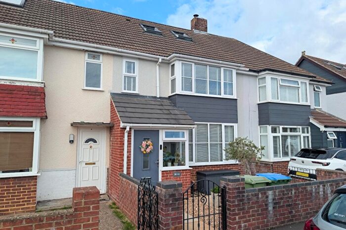 4 Bedroom Terraced House For Sale In Geoffrey Crescent, Fareham. Guide Price £, -£, ., PO16