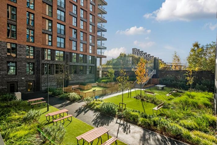 1 Bedroom Apartment To Rent In The Junction Leeds, LS12