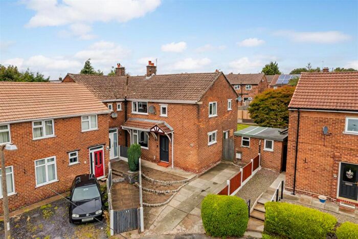 3 Bedroom Semi-Detached House For Sale In Wade Crescent, Barnton, Northwich, CW8