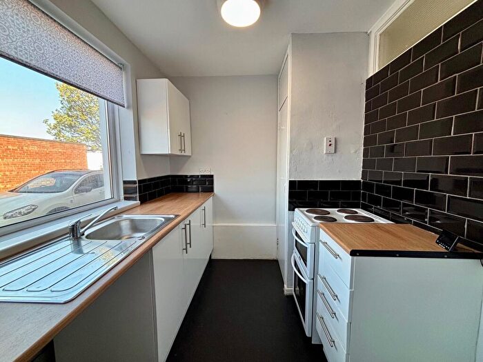 2 Bedroom Flat To Rent In Rowan Court, Forest Hall, NE12