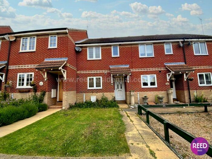 2 Bedroom Terraced House To Rent In Sutton Road, Rochford, SS4