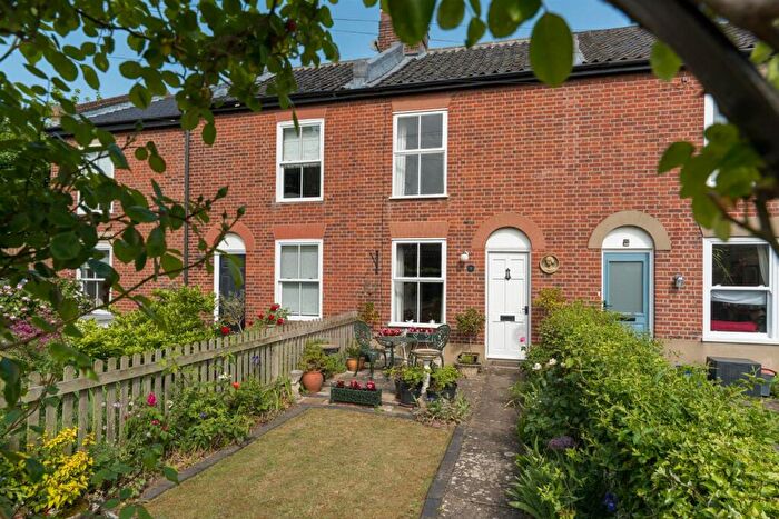 2 Bedroom Cottage For Sale In Albert Terrace, Norwich, NR2
