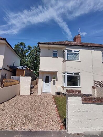 3 Bedroom Semi-Detached House To Rent In Lakewood Cres, Bristol, BS10