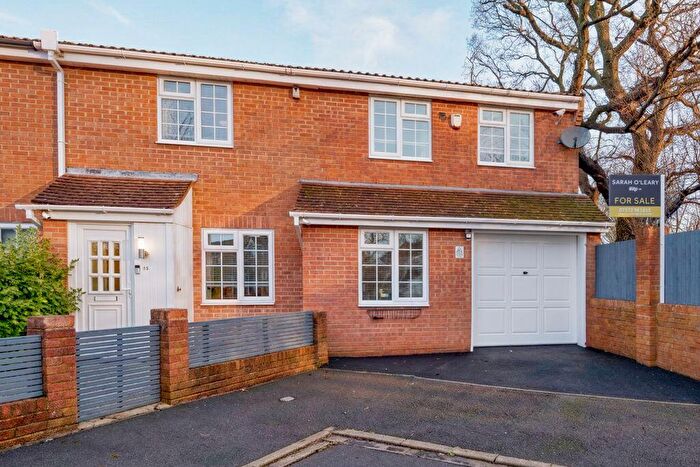 4 Bedroom Semi Detached House For Sale In Mayridge, Fareham, PO14
