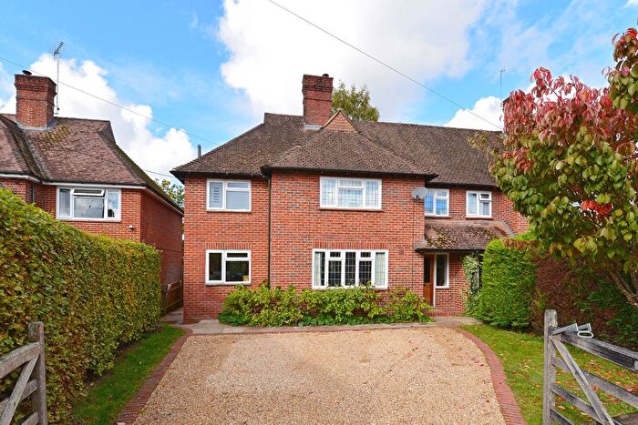 4 Bedroom Semi-Detached House For Sale In Elstead, Godalming, Surrey, GU8