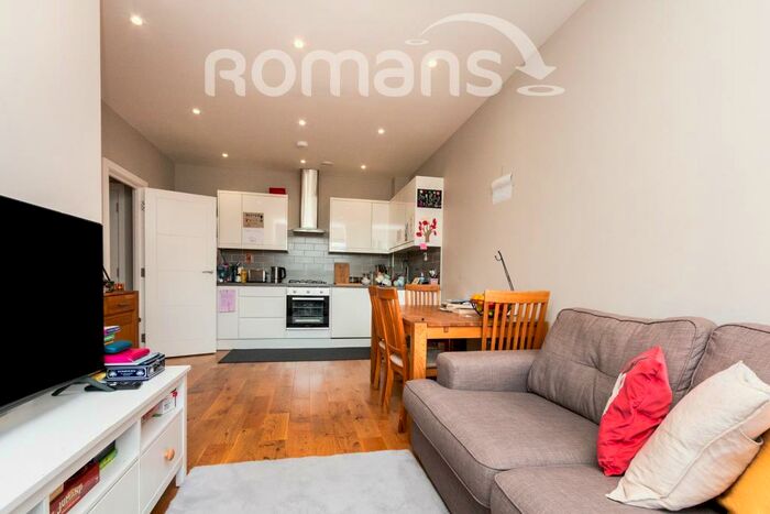 2 Bedroom Apartment To Rent In Barley Way, GU51