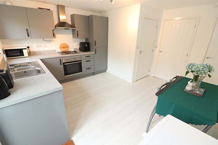2 Bedroom End Of Terrace House For Sale In Carnelian Avenue, Wellingborough, NN8