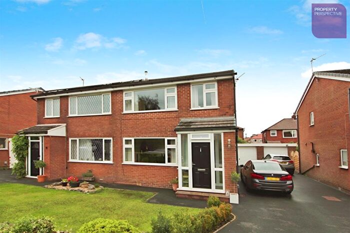 3 Bedroom Semi-Detached House For Sale In Kenilworth Drive, Clitheroe, BB7