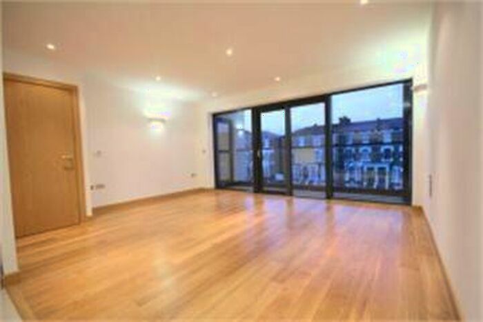 1 Bedroom Apartment To Rent In Drayton Park, Highbury, N5