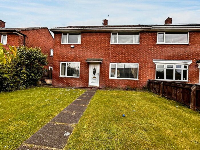 3 Bedroom Semi-Detached House For Sale In Hallgarth, Gateshead, NE10