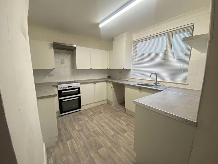 3 Bedroom Terraced House For Sale In Fullarton Crescent, South Ockendon, RM15