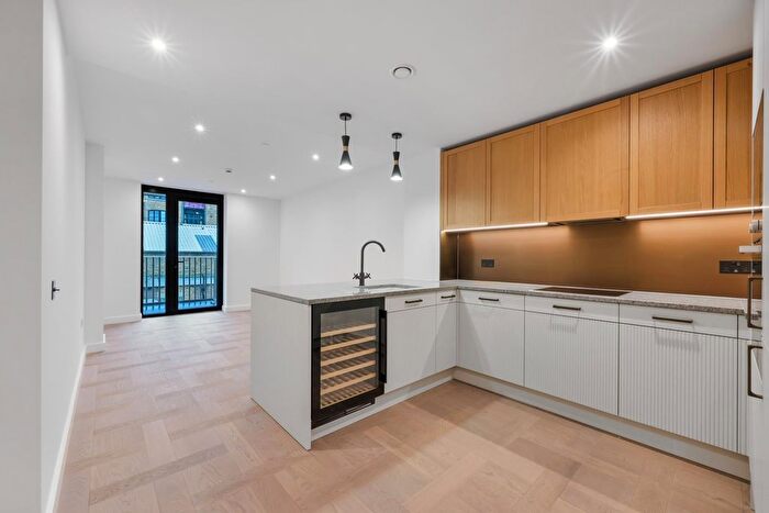 1 Bedroom Flat To Rent In London Dock, Gauging Square, E1W