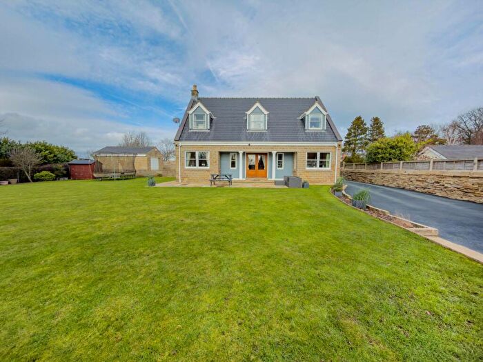 4 Bedroom Detached House For Sale In Hawkstone, Latham Lane, BD19