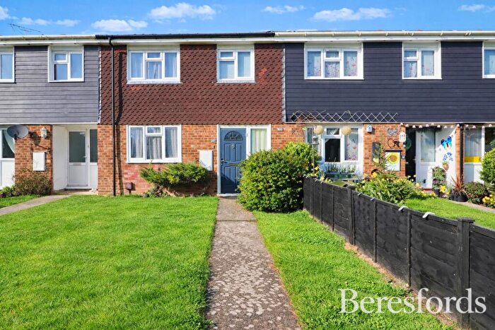 3 Bedroom Terraced House For Sale In Helford Court, Witham, CM8