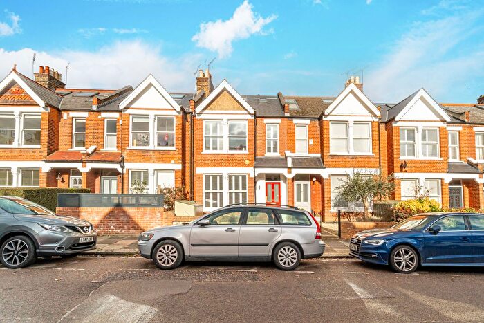 5 Bedroom Terraced House For Sale In Barrington Road, Crouch End, N8